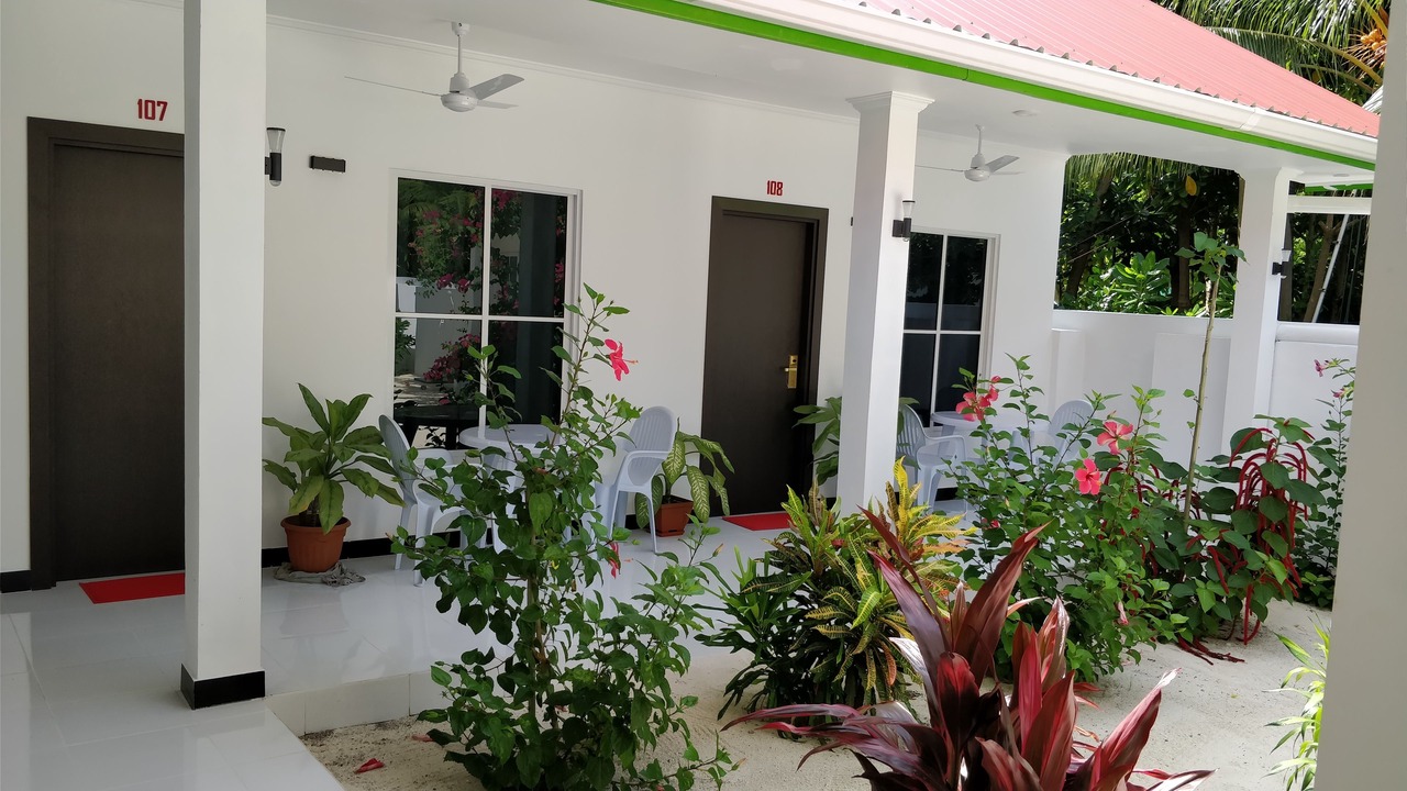 Photo of Others in Thoddoo