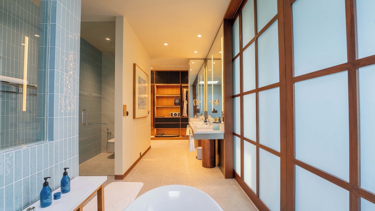 Photo of Bathroom in Veligandu Island