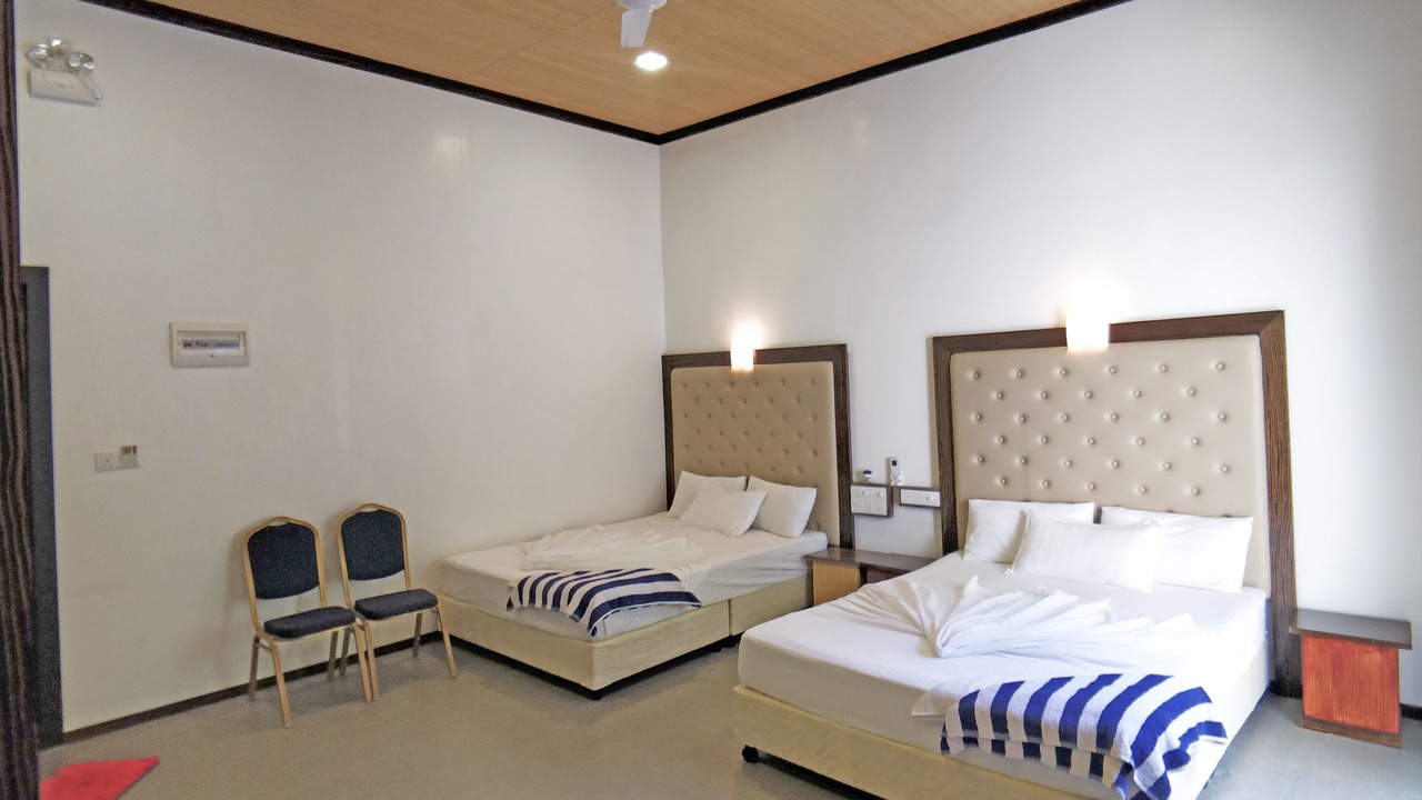 Photo of Bedroom in Thoddoo