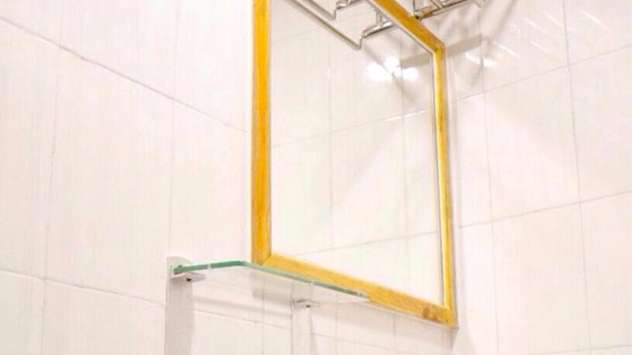 Photo of Bathroom in Guraidhoo