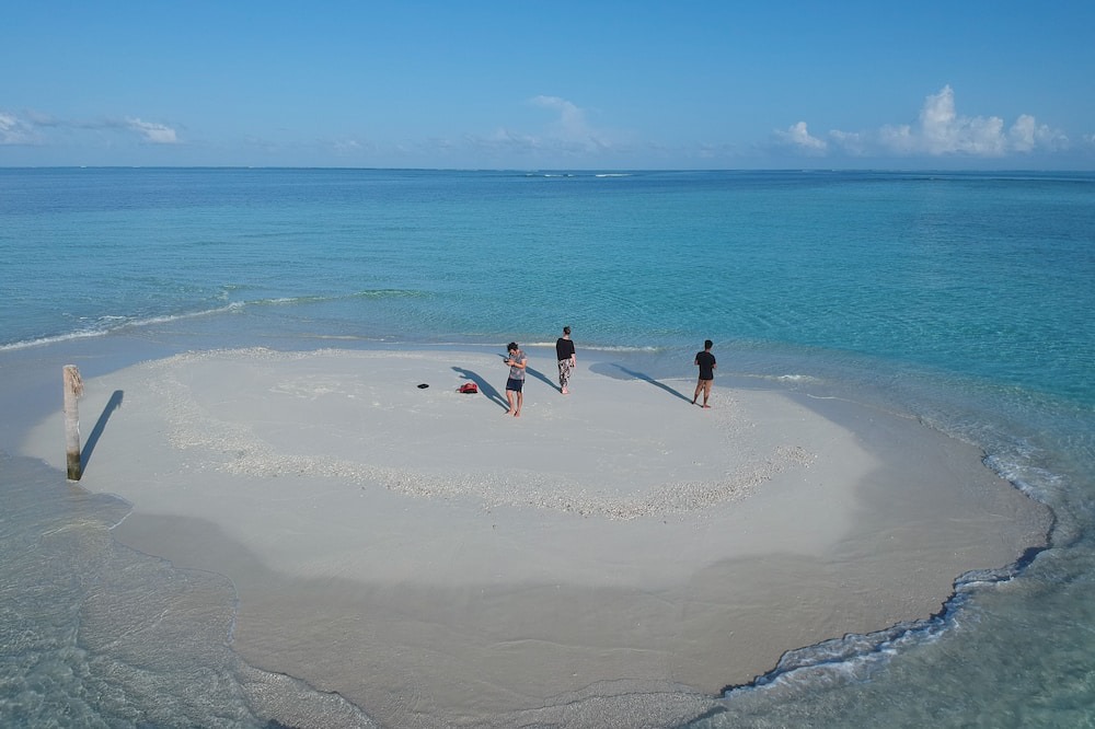 Photo of Others in Himandhoo
