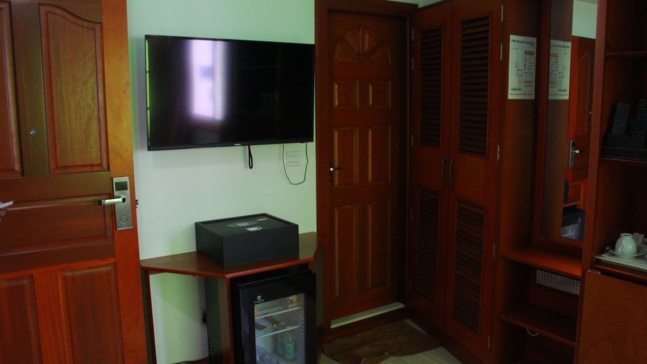 Photo of Bedroom in Male