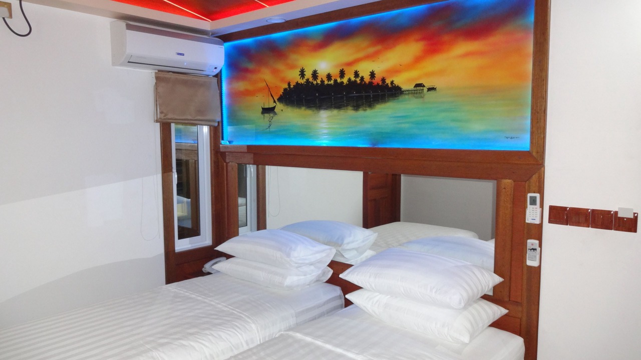 Photo of Bedroom in Male