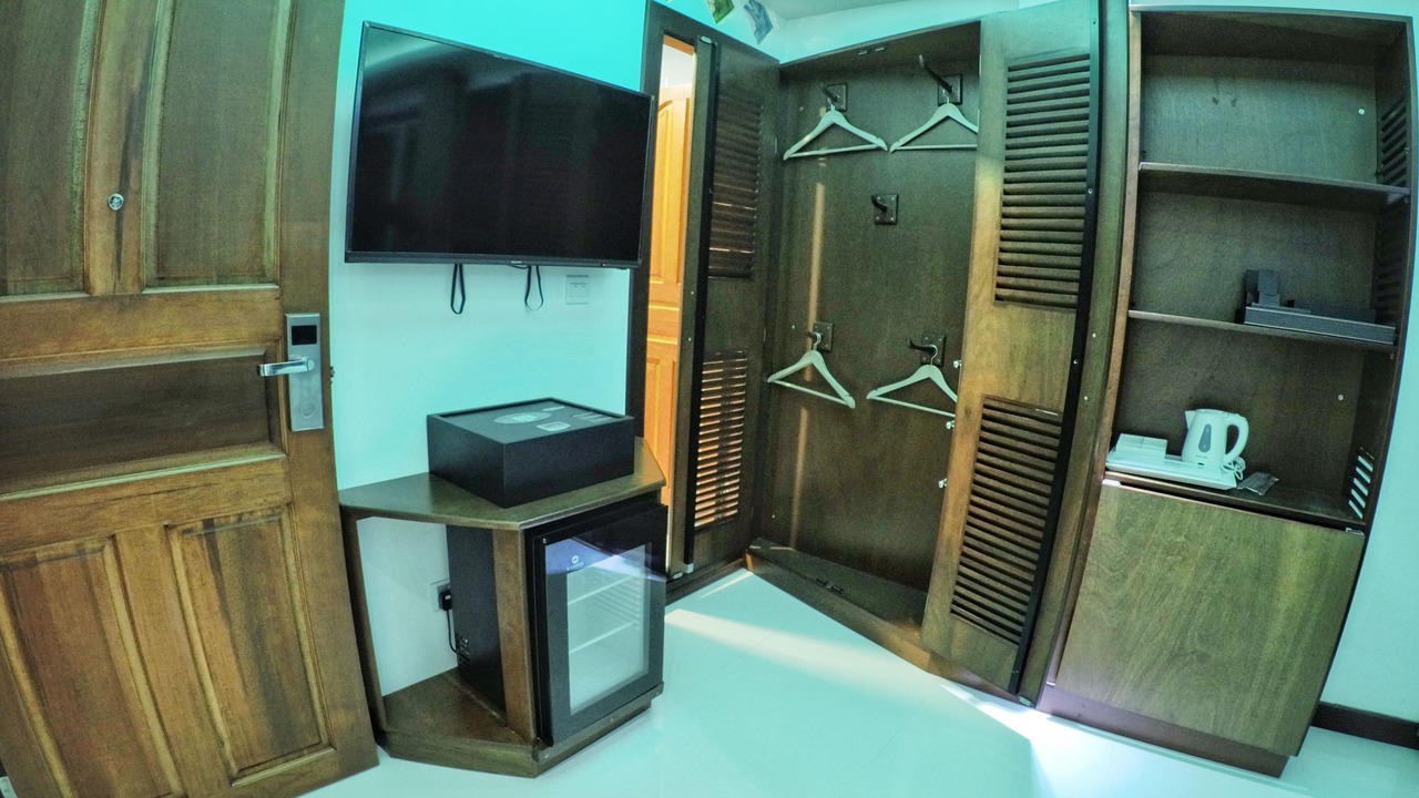 Photo of Bedroom in Male