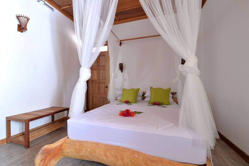 Photo of Bedroom in Felidhoo
