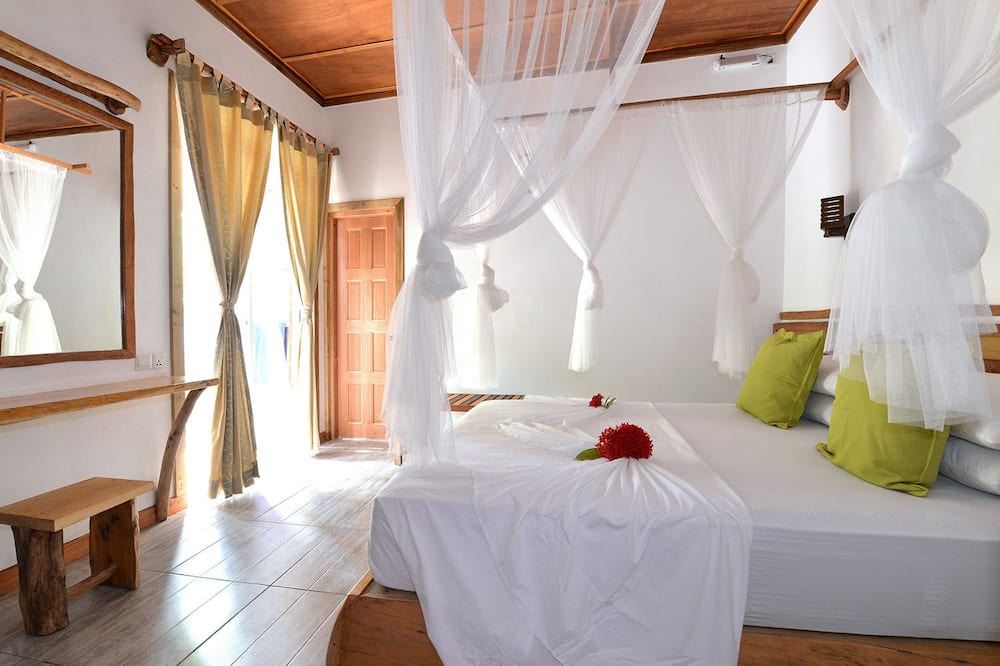 Photo of Bedroom in Felidhoo