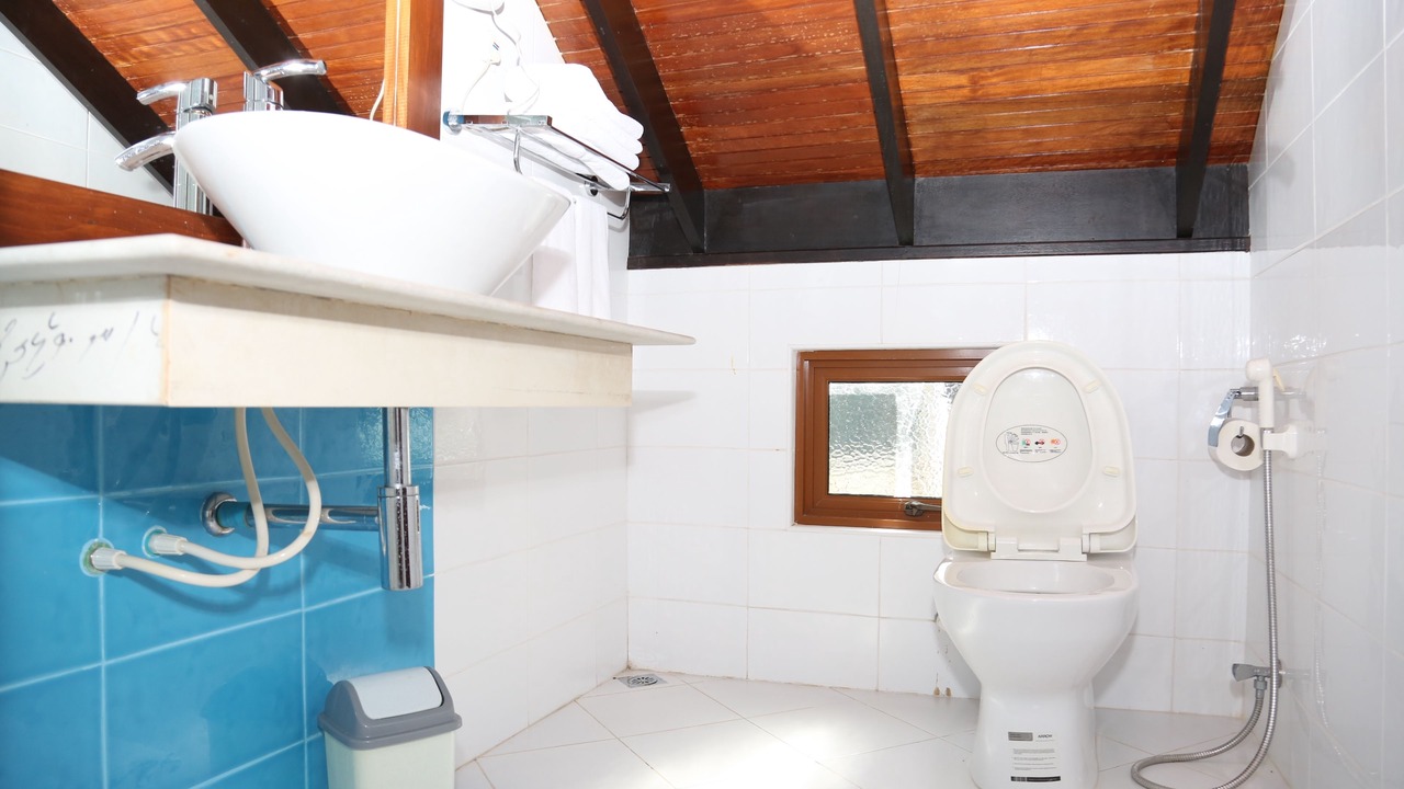 Photo of Bathroom in Velidhoo