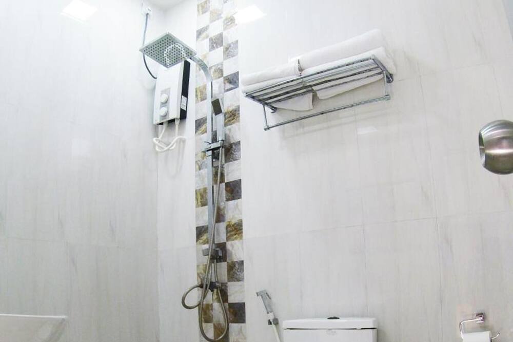 Photo of Bathroom in Guraidhoo