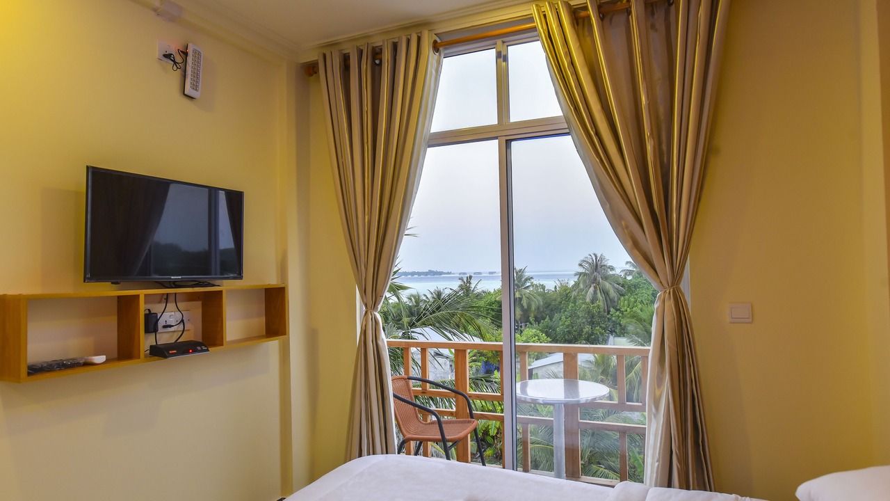 Photo of Bedroom in Guraidhoo
