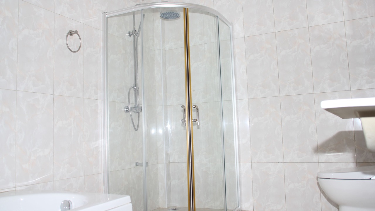 Photo of Bathroom in Guraidhoo