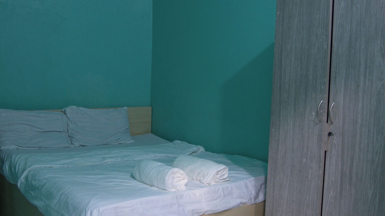 Photo of Bedroom in Male