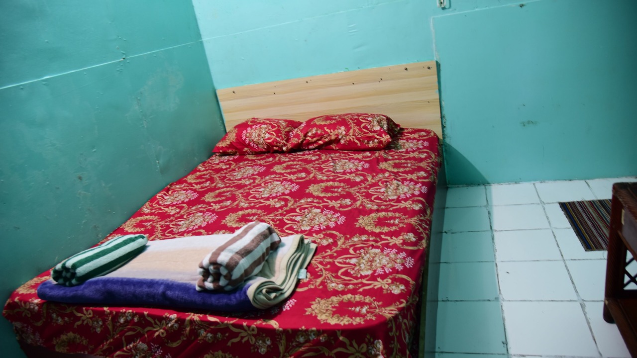 Photo of Bedroom in Male