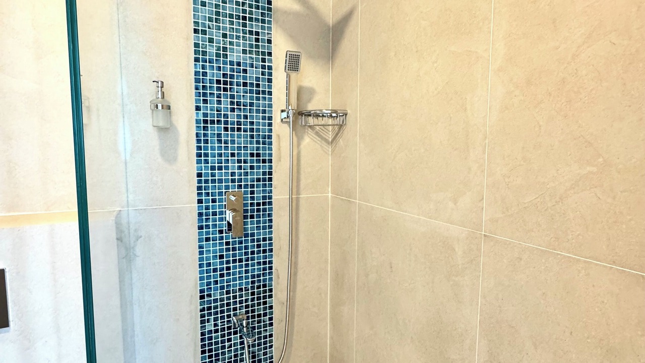 Photo of Bathroom in Gulhi