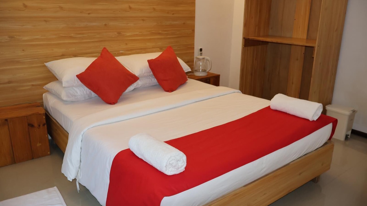 Photo of Bedroom in Dhidhdhoo