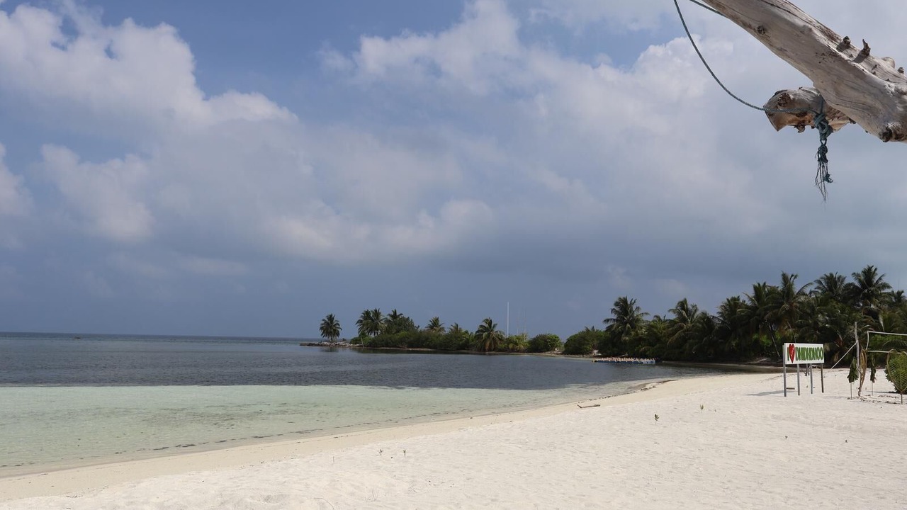 Photo of Others in Dhidhdhoo