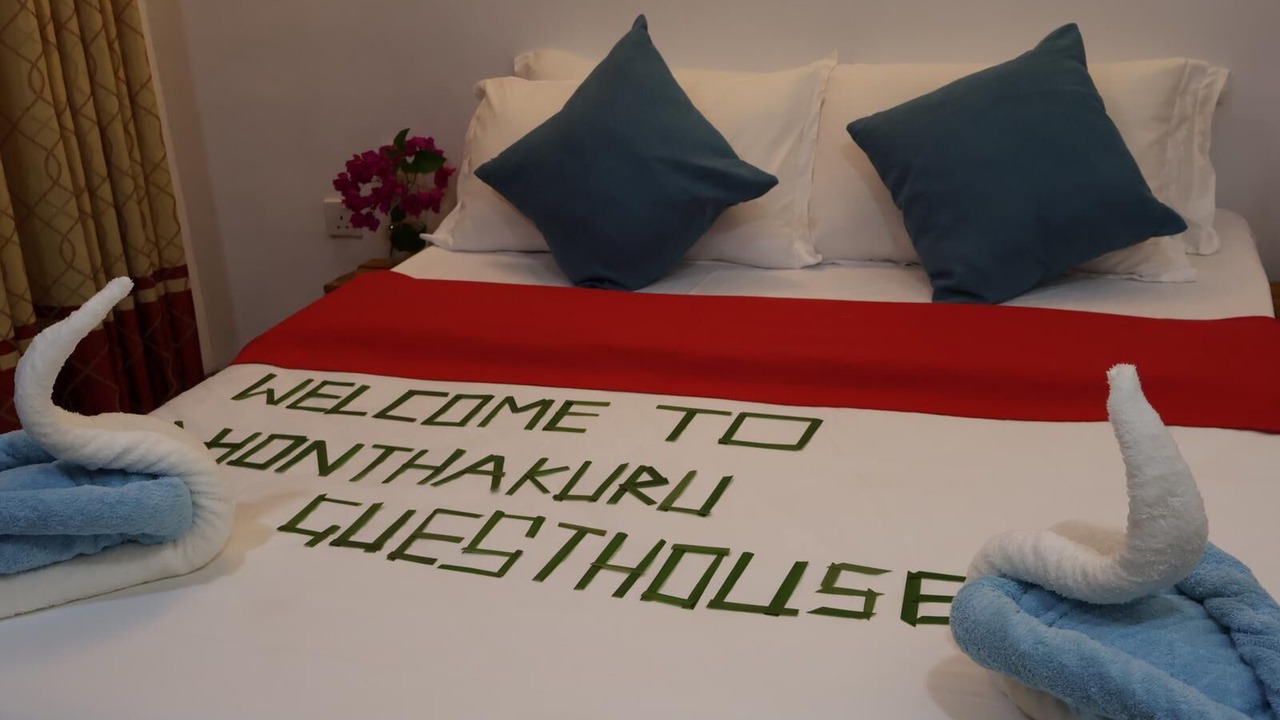 Photo of Bedroom in Dhidhdhoo
