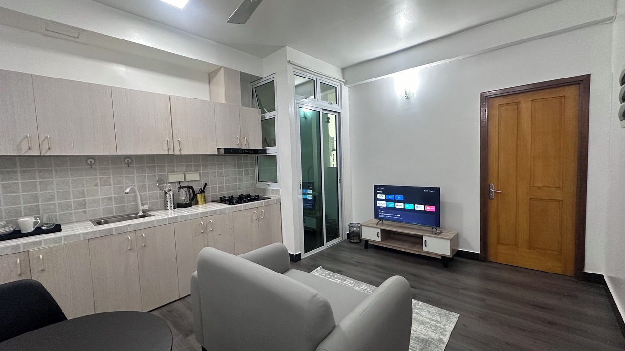 Photo of Livingroom in Male