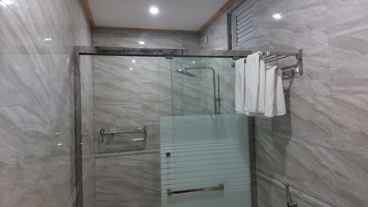 Photo of Bathroom in Raa Atoll