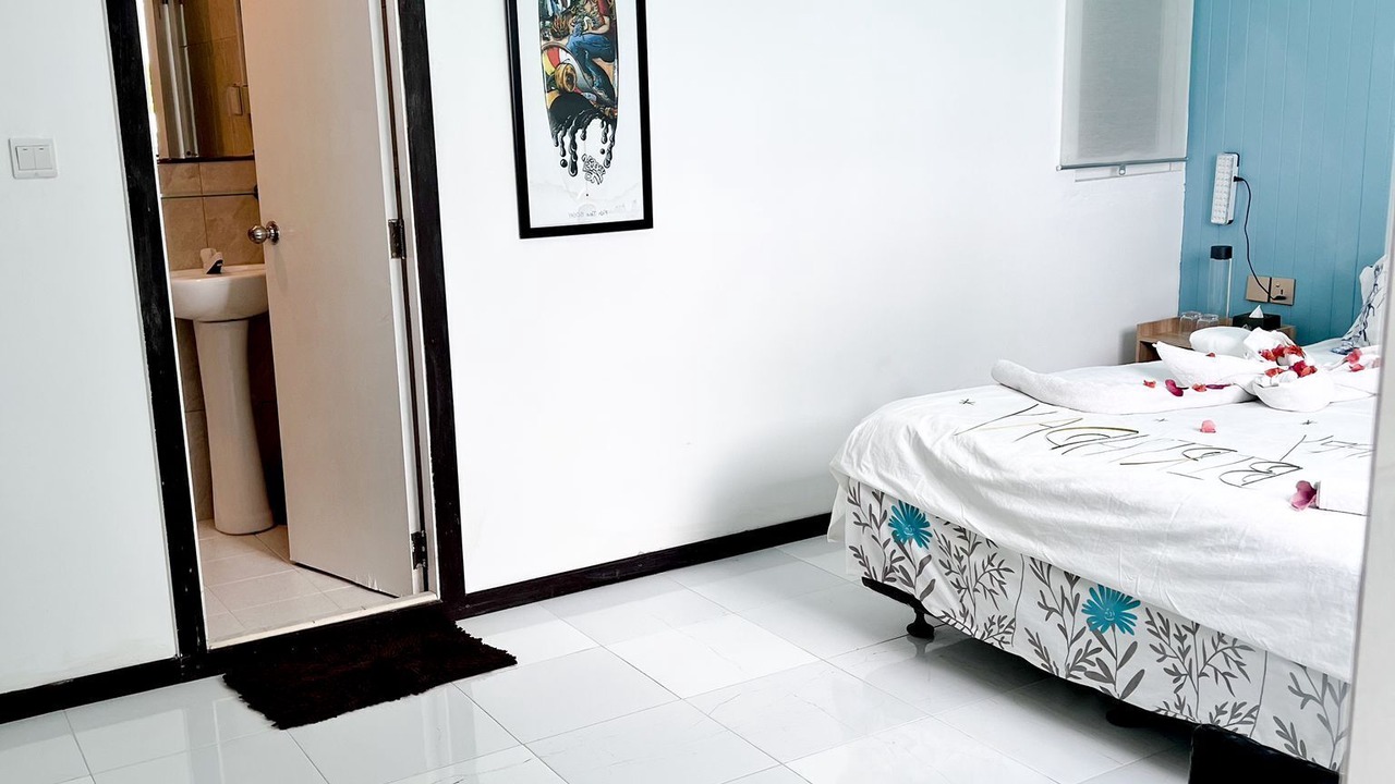 Photo of Bedroom in Thulusdhoo Island
