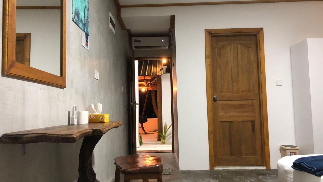 Photo of Bedroom in Dhidhdhoo