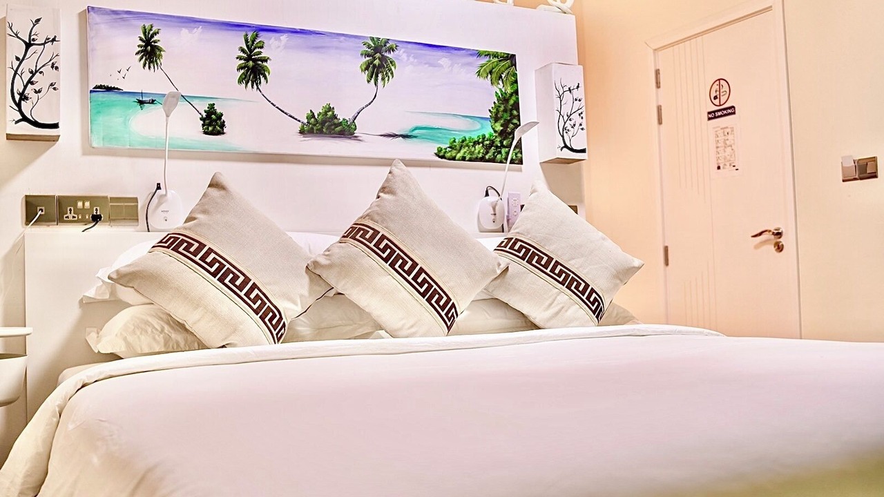 Photo of Bedroom in Lhaviyani Atoll