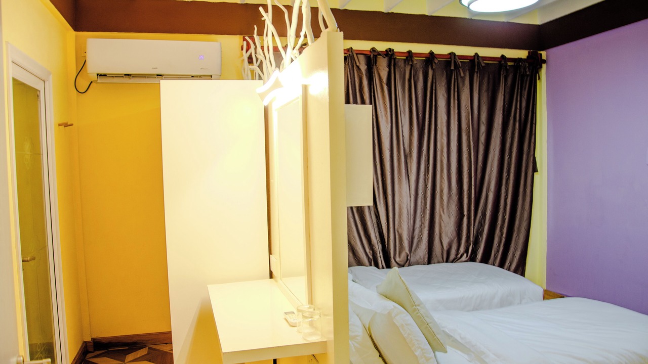 Photo of Bedroom in Lhaviyani Atoll