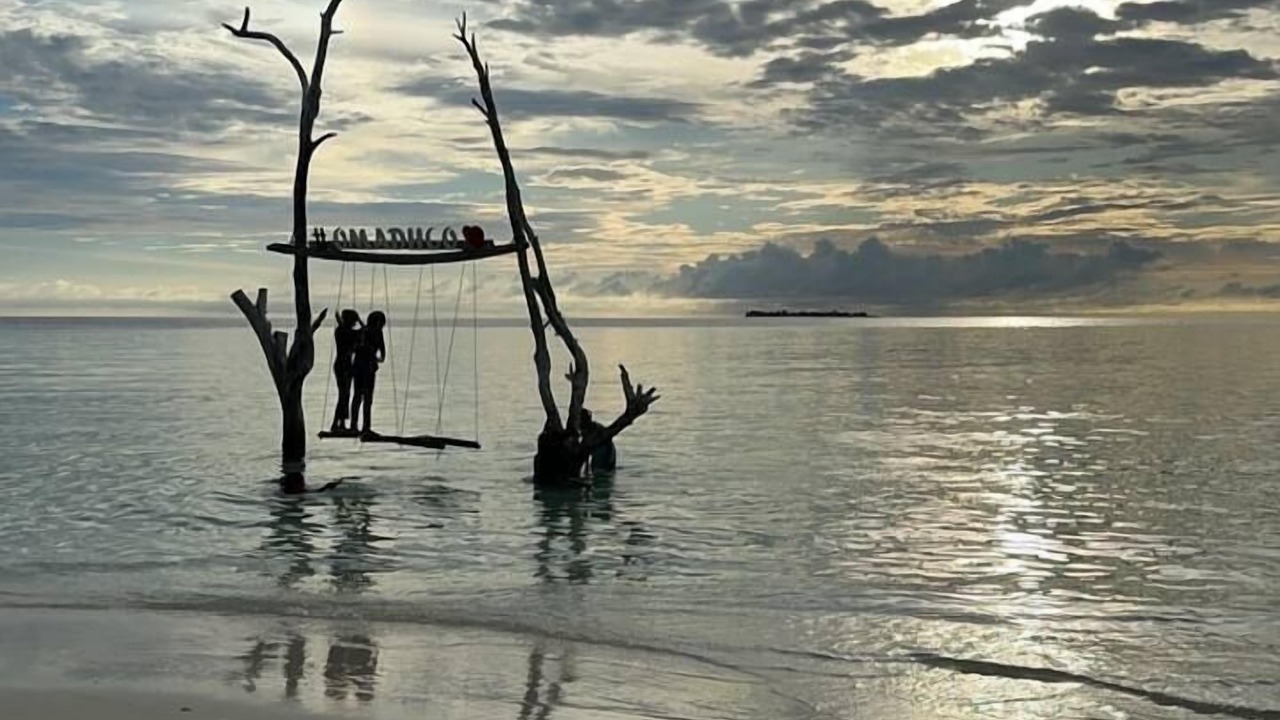 Photo of Others in Omadhoo
