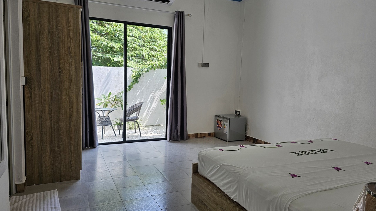 Photo of Bedroom in Fehendhoo