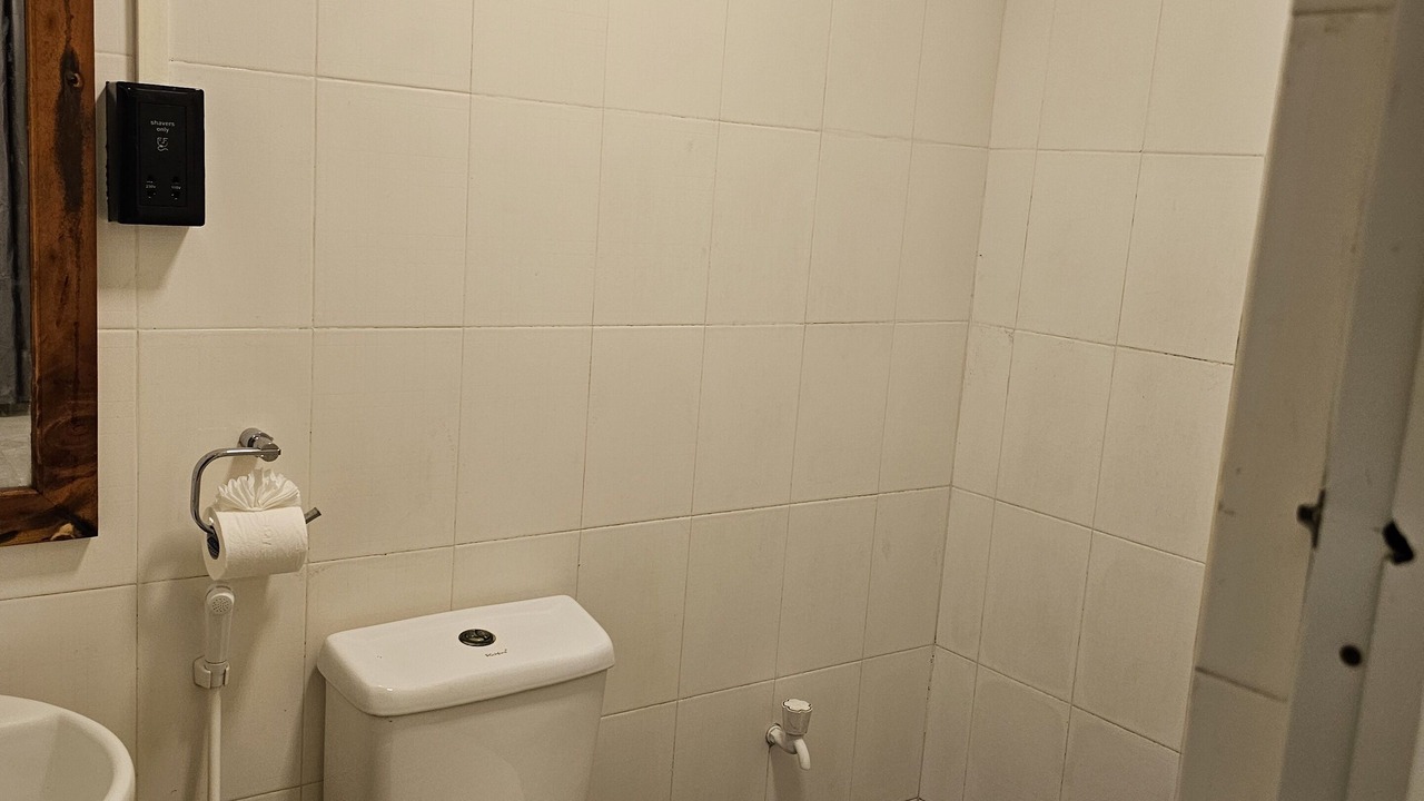 Photo of Bathroom in Fehendhoo