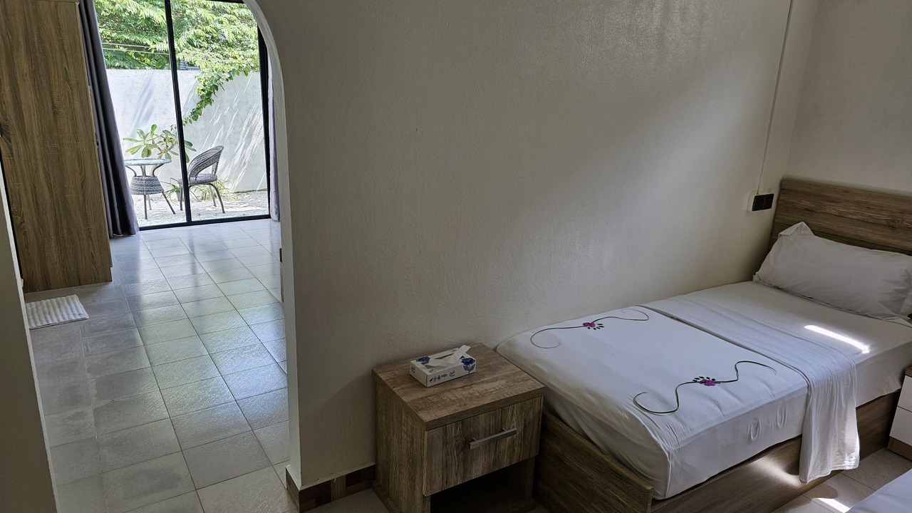 Photo of Bedroom in Fehendhoo