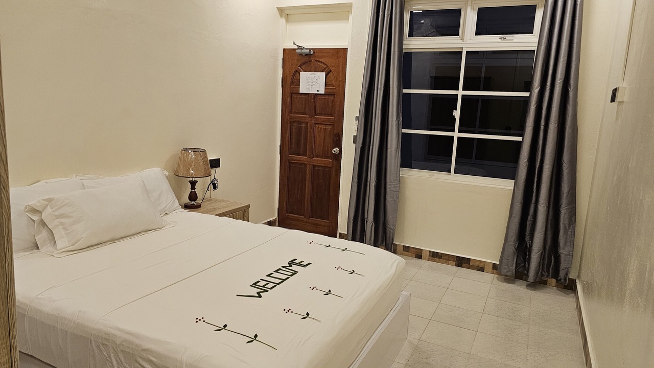 Photo of Bedroom in Fehendhoo