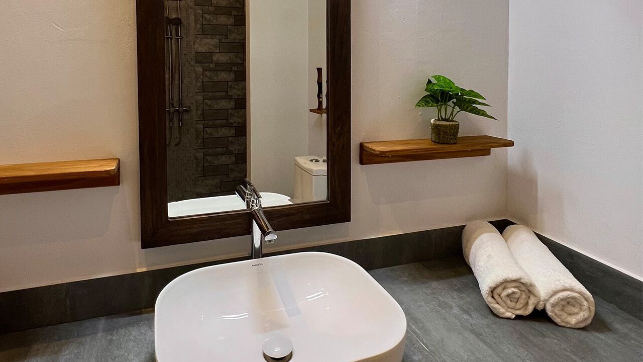Photo of Bathroom in Baa Atoll