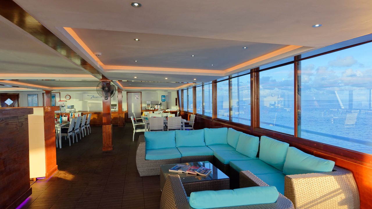 Photo of Livingroom in Male