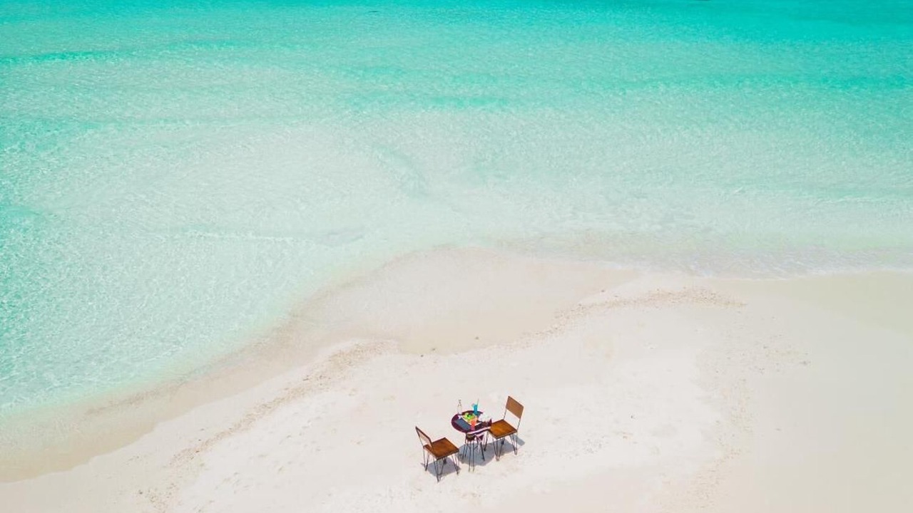 Photo of Bedroom in Lhaviyani Atoll