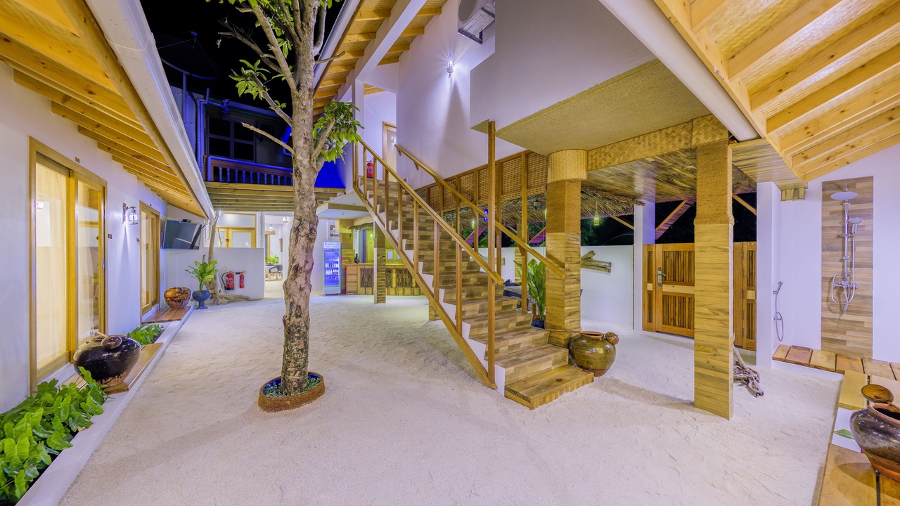Photo of Others in Dhiffushi
