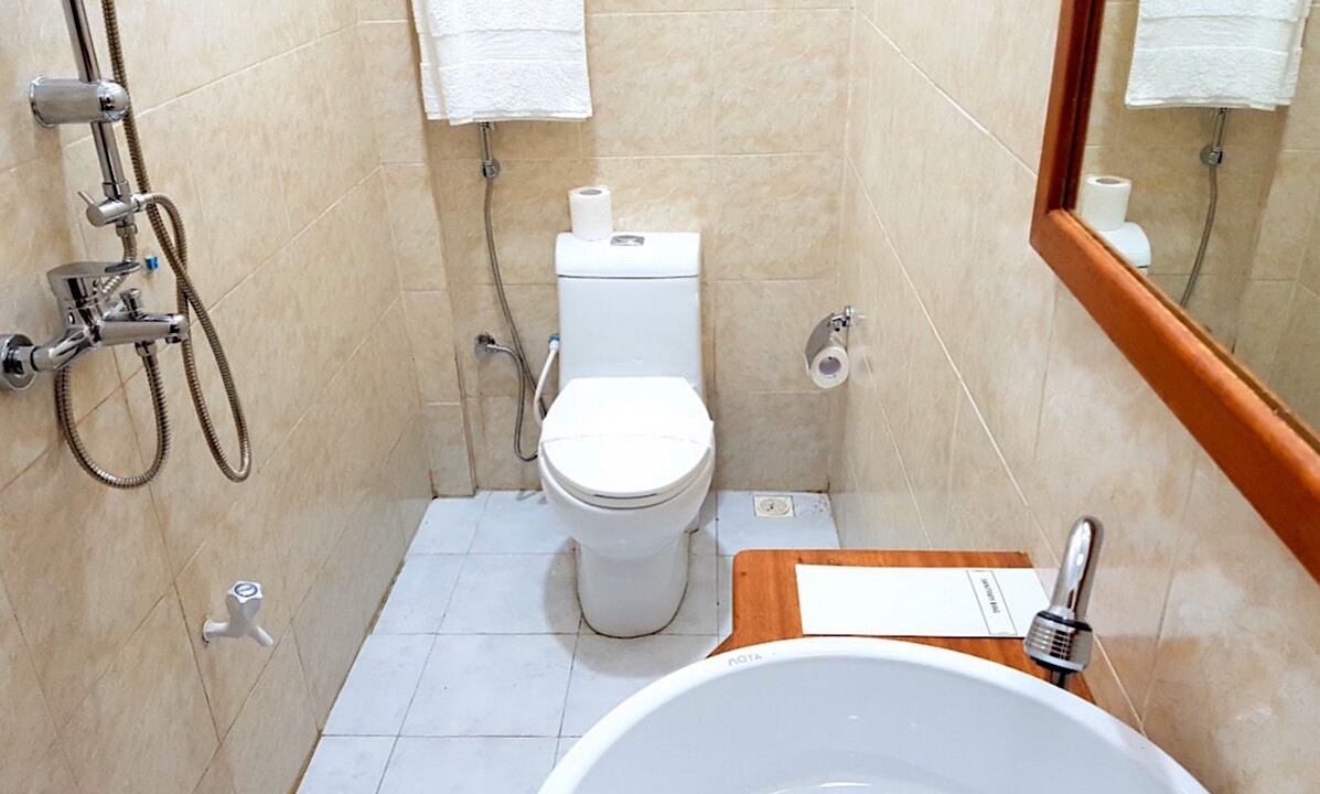 Photo of Bathroom in Hangnaameedhoo