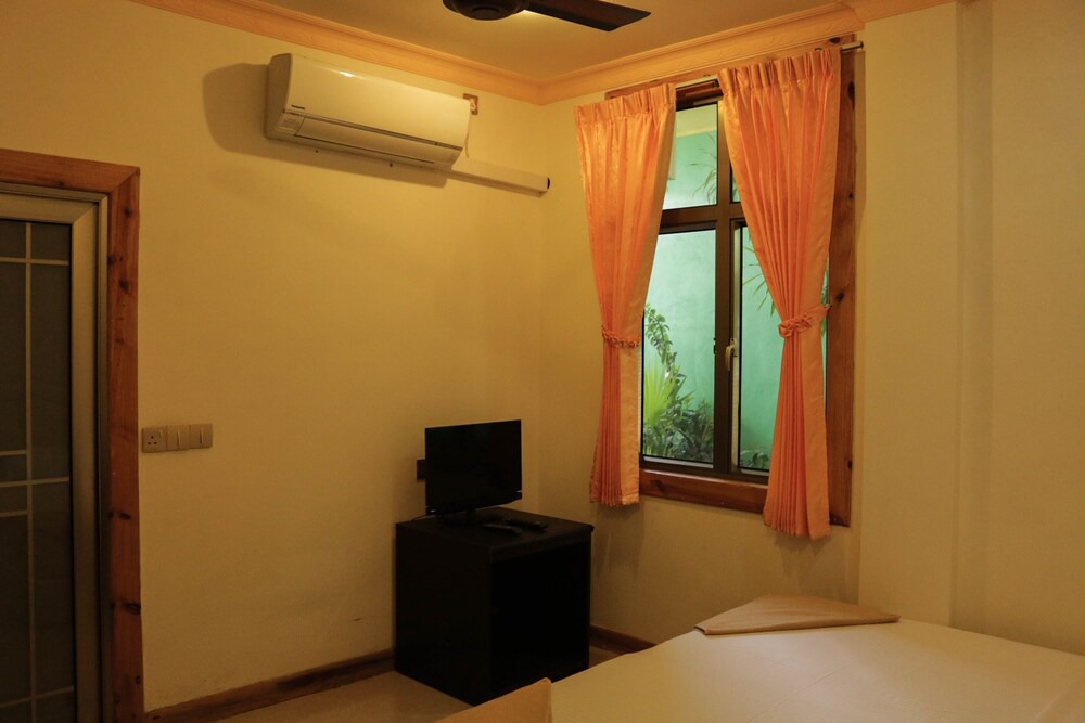 Photo of Bedroom in Mathiveri