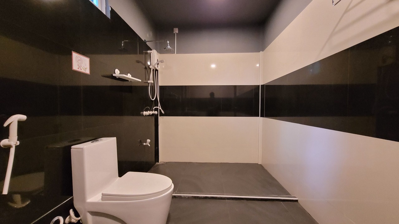 Photo of Bathroom in Thoddoo