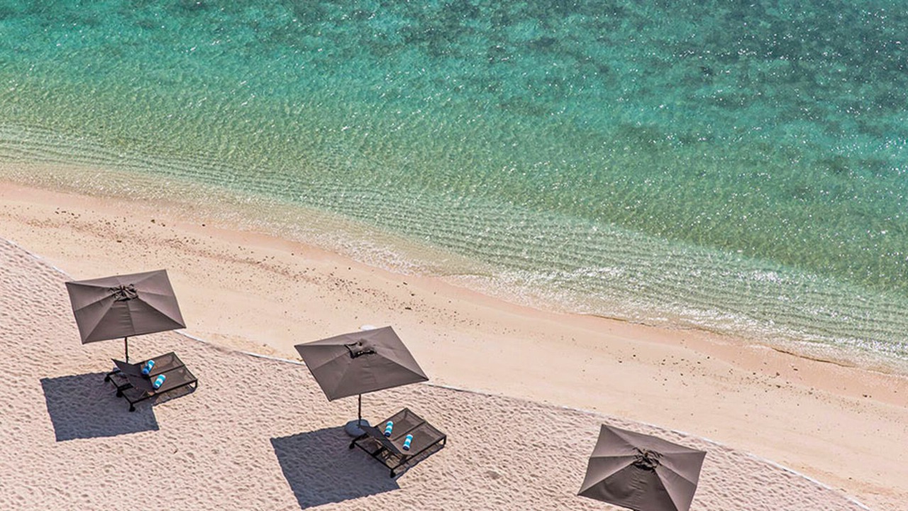 Photo of Others in Finolhas Island