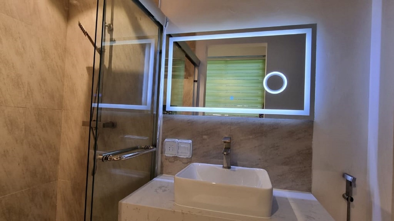 Photo of Bathroom in Thulusdhoo Island