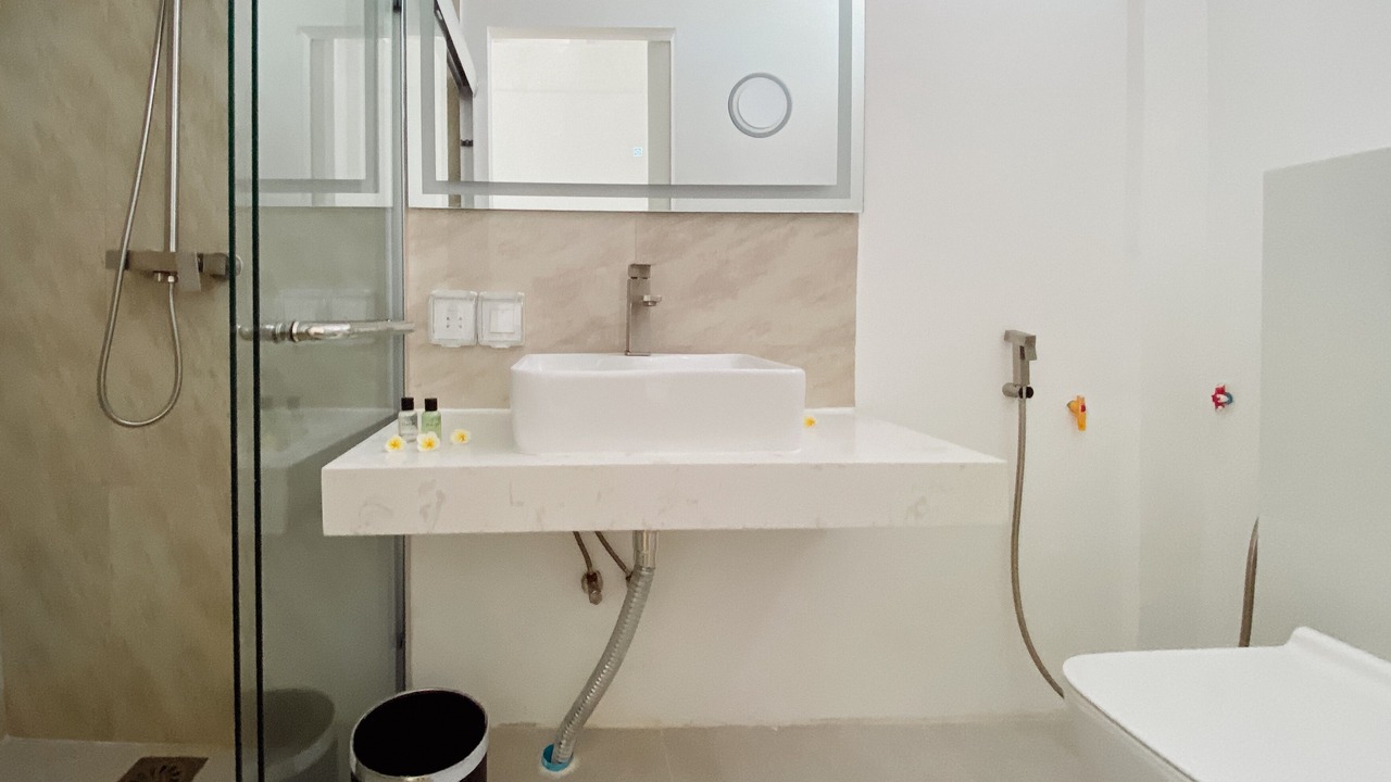 Photo of Bathroom in Thulusdhoo Island