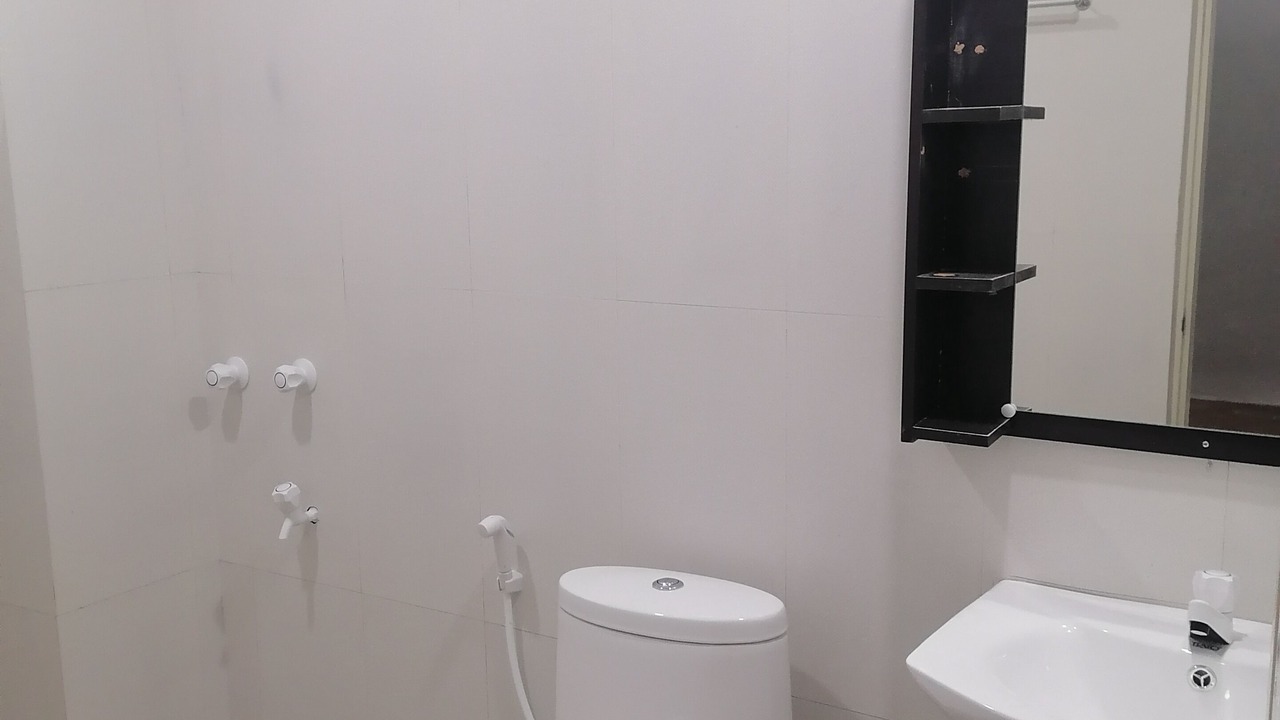 Photo of Bathroom in Hithadhoo