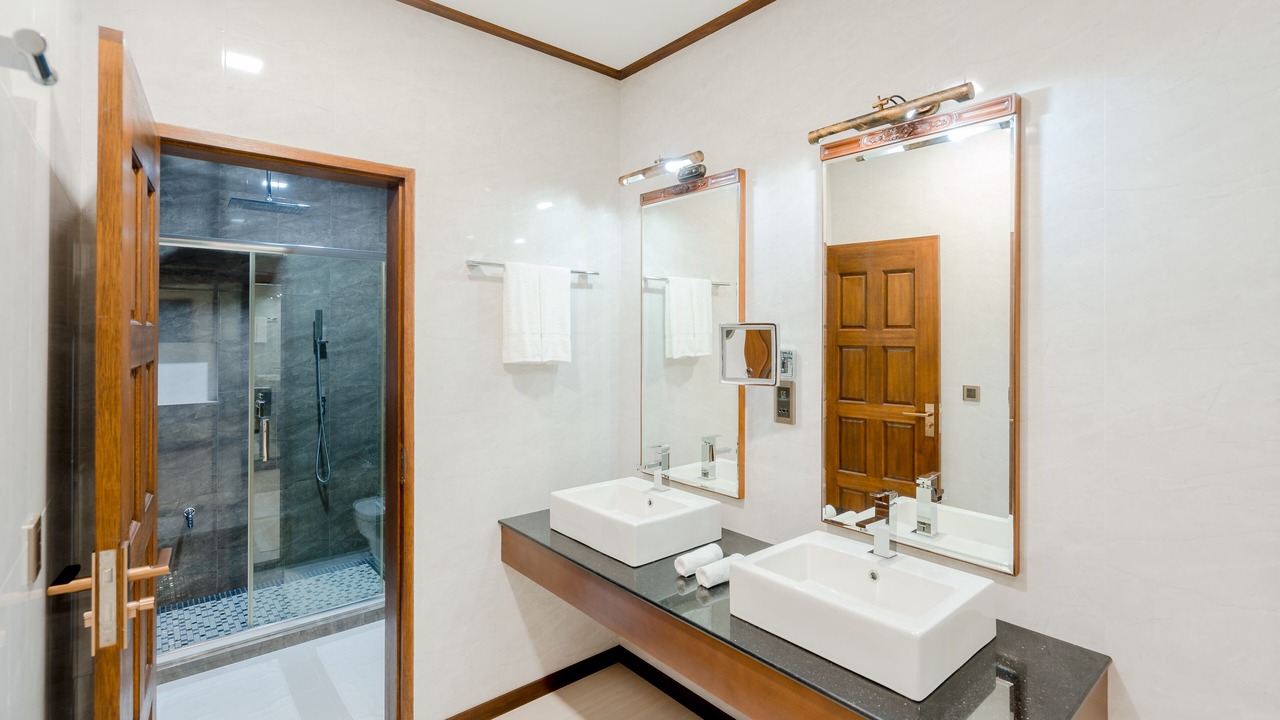 Photo of Bathroom in Fuvahmulah
