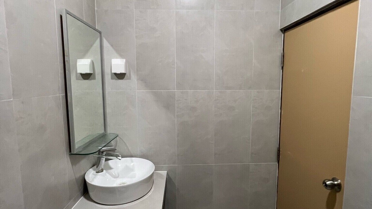 Photo of Bathroom in Gaafu Alifu Atoll