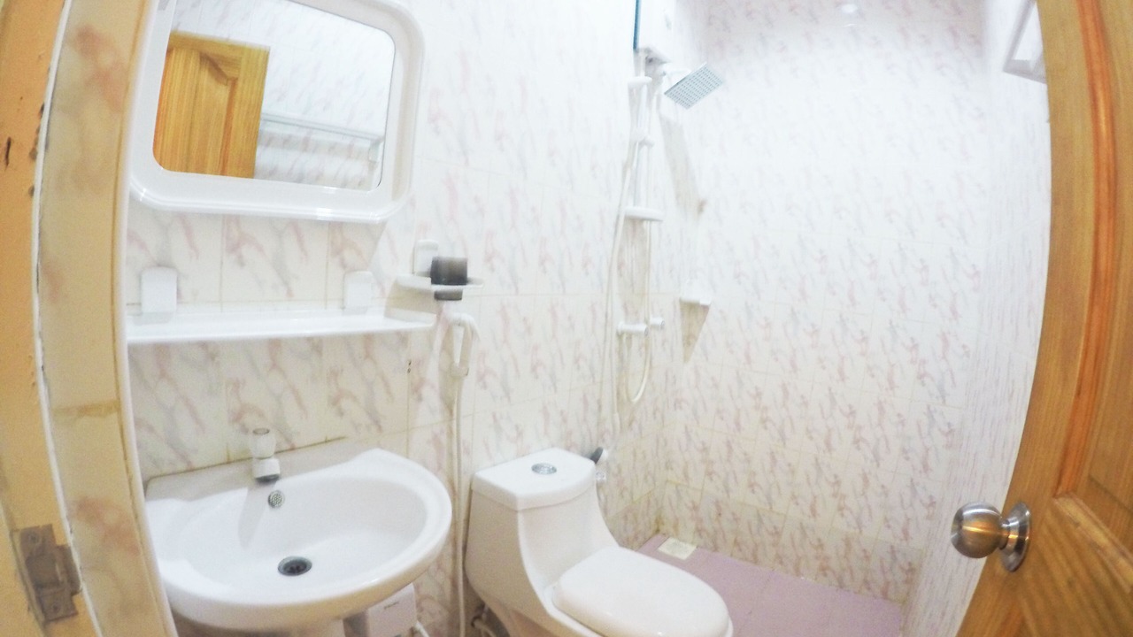 Photo of Bathroom in Himmafushi