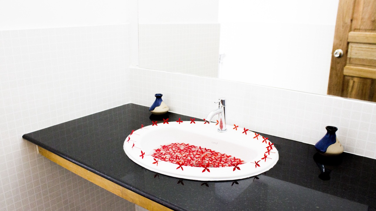 Photo of Bathroom in Thoddoo