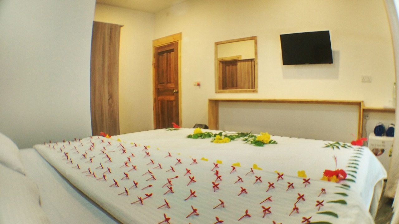 Photo of Bedroom in Thoddoo