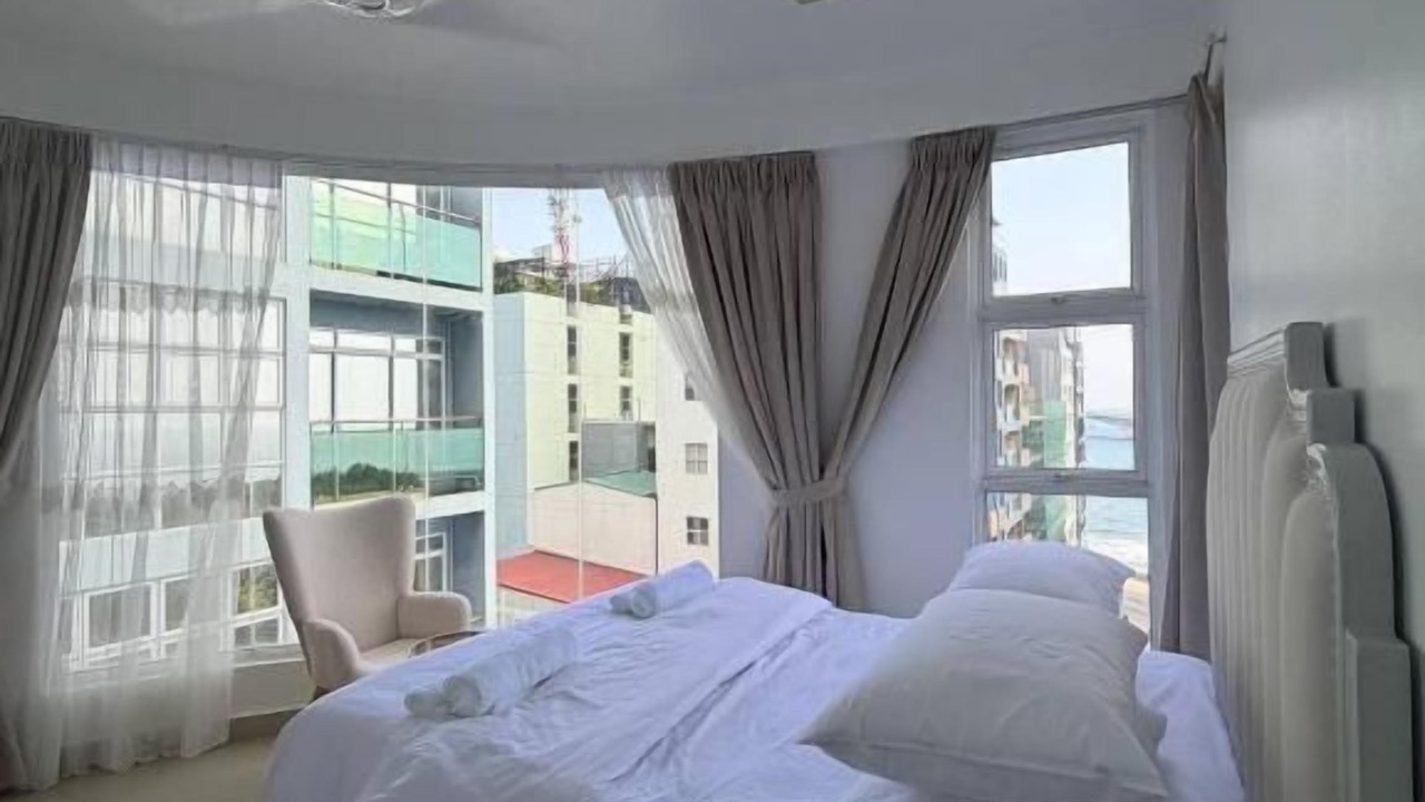 Photo of Bedroom in Male