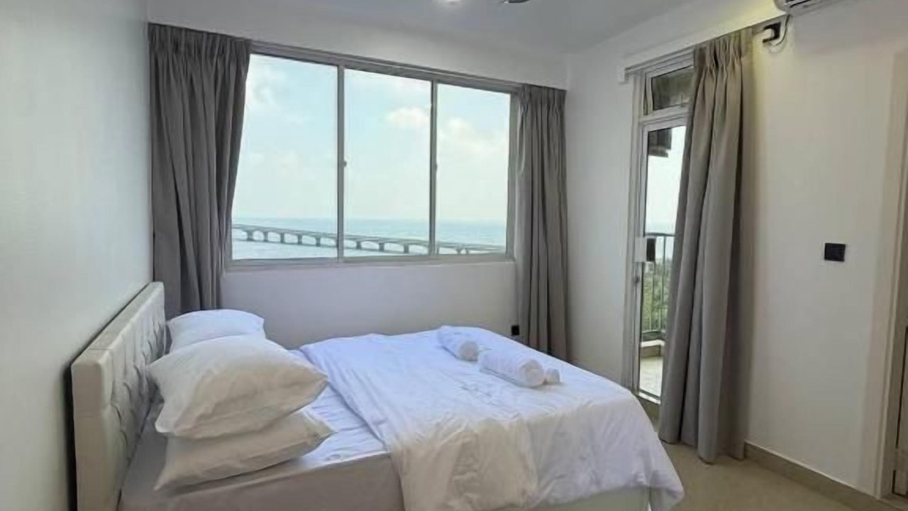 Photo of Bedroom in Male