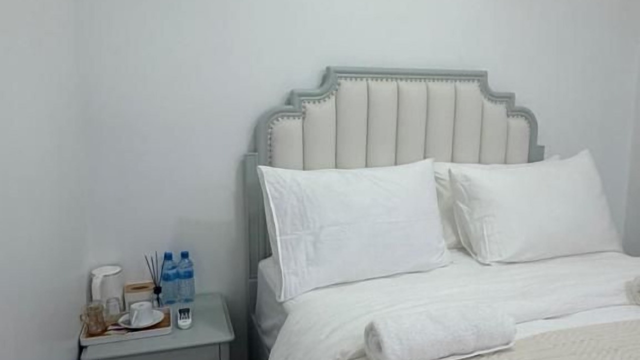 Photo of Bedroom in Male